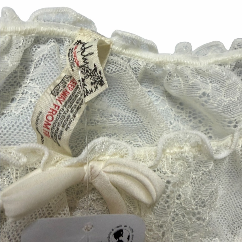 NWT Free People bridal lace Ruffle panties in Cream size medium - Picture 5 of 5